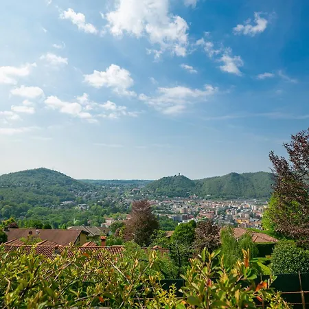 La Buca - - Elegant Apartment, 150 Sq M - Private Covered Parking - Private Terrace - Just 1500 Mt From Downtown Como