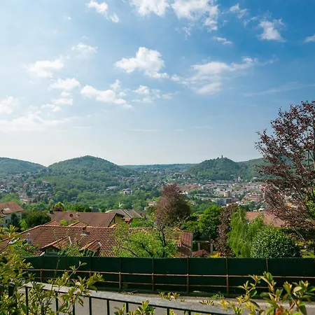 La Buca - - Elegant Apartment, 150 Sq M - Private Covered Parking - Private Terrace - Just 1500 Mt From Downtown Daire